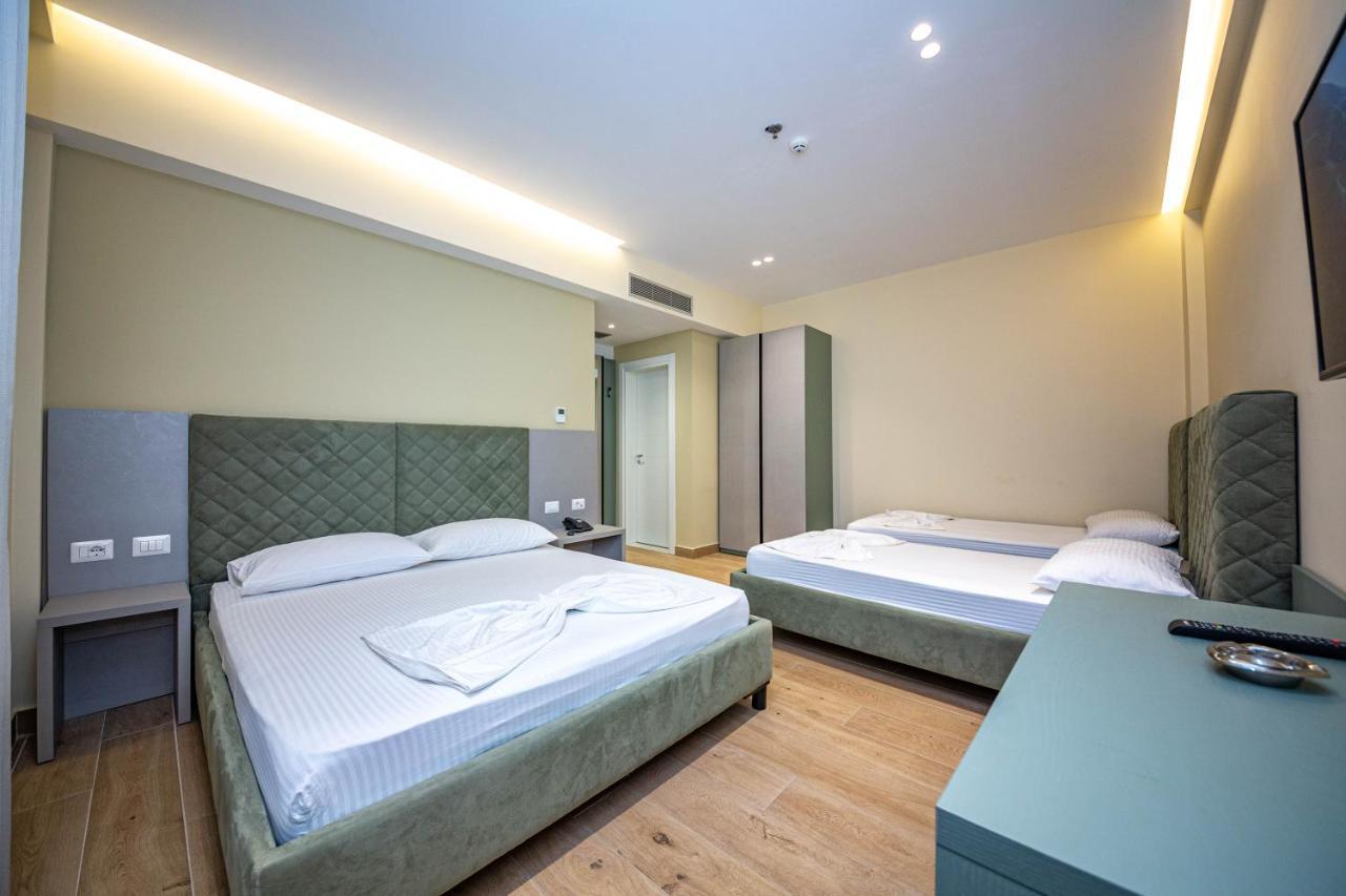 Bella Vista Hotel 3*